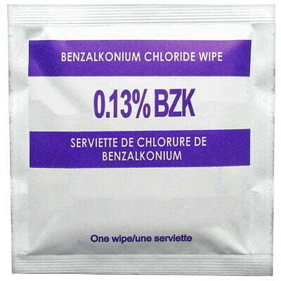 Lingettes de nettoyage des plaies, antiseptiques, emballées individuellement Lingettes de nettoyage des plaies, antiseptiques, emballées individuellement